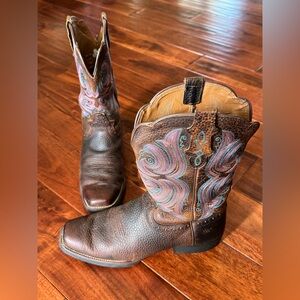 Brown Leather Cowboy Boots with Embroidery